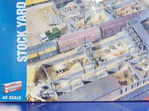 Walthers Stock Yard kit