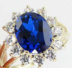 14K SOLID YELLOW  GOLD KASHMIR BLUE AND WHITE SAPPHIRE  RING!!  3.740CTS!! RETAIL VALUE: R55'209,00