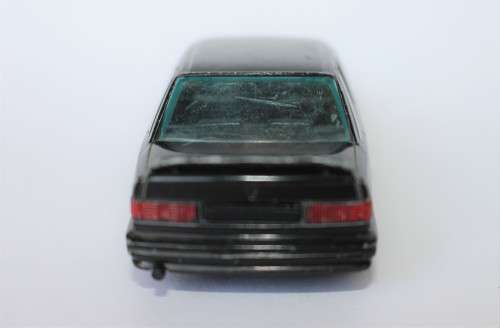 Bburago Ford Sierra Model Scala 1/43 Made In Italy Diecast Model Car Balck Italia Very Good