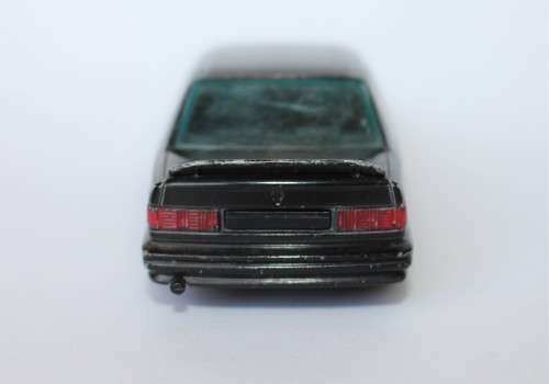 Bburago Ford Sierra Model Scala 1/43 Made In Italy Diecast Model Car Balck Italia Very Good