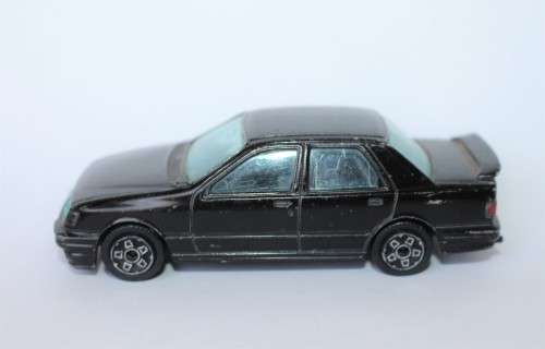 Bburago Ford Sierra Model Scala 1/43 Made In Italy Diecast Model Car Balck Italia Very Good