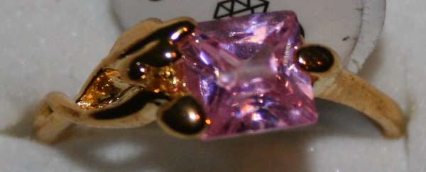 **CrAzY Auction!!** Hand-Made 18k Yellow GP Zircon Ring (LR100)