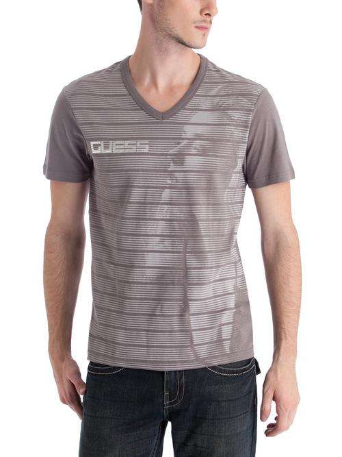 GUESS Glamour Stripe V-Neck Tee SIZE M