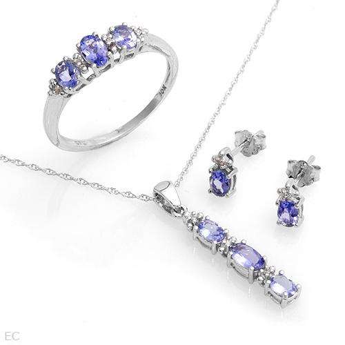 ***R9 100.00 ***Stylish Jewelry set -Earrings, Ring, Necklace With 1.75ctw Diamonds and Tanzanites