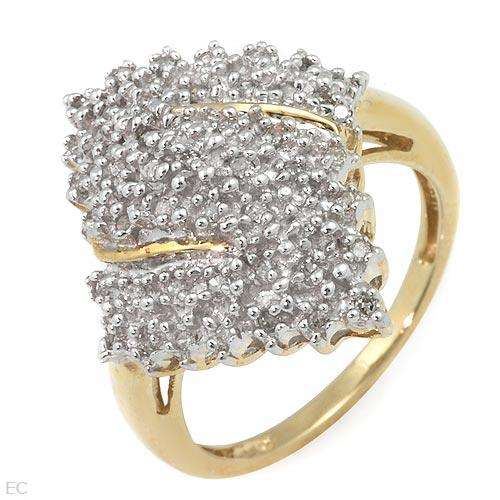 **R15 000.00** Dazzling Ring With Genuine Diamonds in Yellow Gold. Total item weight 5.0g - Size 7