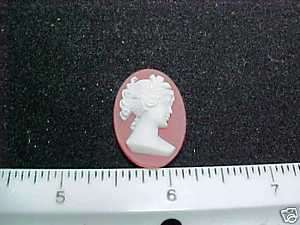 ESTATE VINTAGE CAMEO NEW OLD STOCK BUNN SCENE NEW ART 50 years old