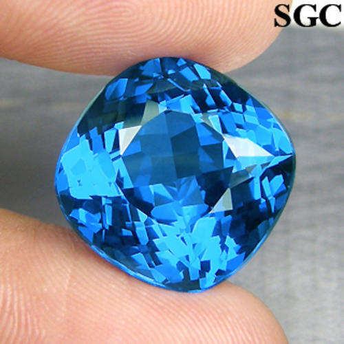 **R7 000.00** 19.98ct Attractive Cushion London Blue Topaz NR!