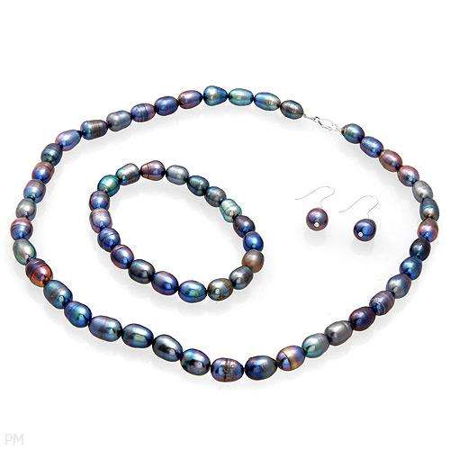 **R1000.00**Genuine 8.0mm Freshwater Pearls Bracelet, Earrings and necklcae