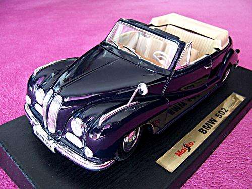 1:18 BMW 502 - NEW