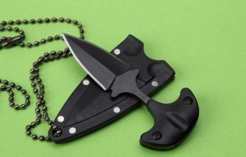 Self-defence Necklace Mini Push Dagger Fixed blade Full tang 440 stainless steel - 5 AVAILABLE!!