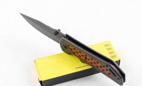 2018 High End DA105 Fast Open Flipper Knife 3Cr13 Titanium Coated Blade Wood Handle - 3 Available!!