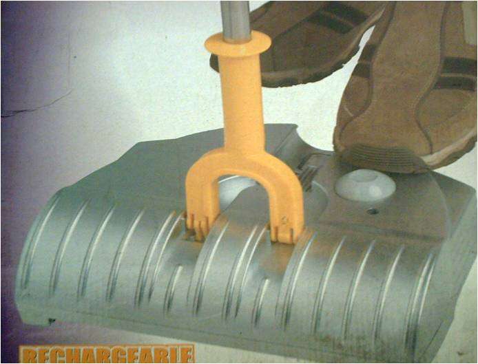 RECHARGEABLE CORDLESS SWEEPER (ELECTRIC CHARGE) - CONTI