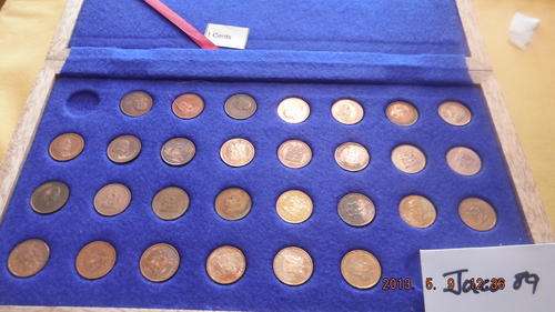 1965 1 CENT ENGLISH INCLUDED BEAUTIFUL PROOF 1 CENT COINS ALL DIFFERENT DATES IN WOODEN DISPLAY BOX