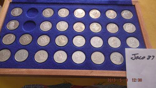 BEAUTIFUL PROOF 50 CENT COINS ALL DIFFERENT DATES IN WOODEN DISPLAY BOX