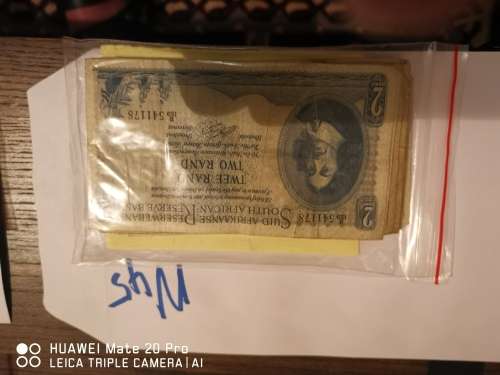 30 X GREAT CONDITION R2 Bank notes