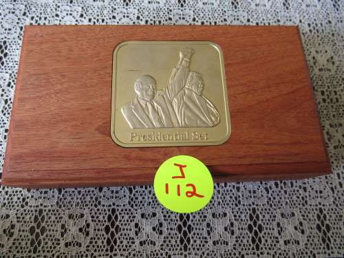 Unique and beautiful coin holder box