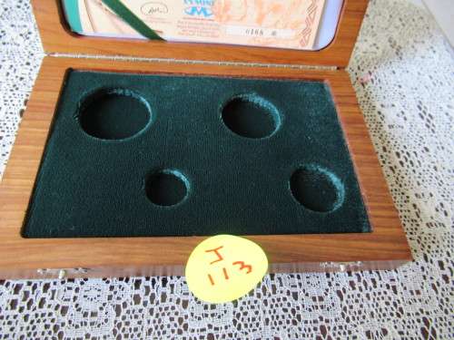 Unique and beautiful coin holder box