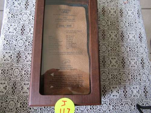 Unique and beautiful coin holder box