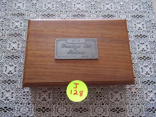 Unique and beautiful coin holder box