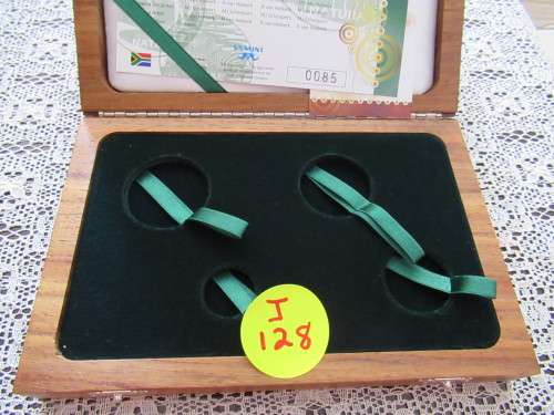 Unique and beautiful coin holder box