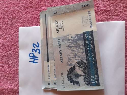 50X MADAGASKAR 500 FRANKES