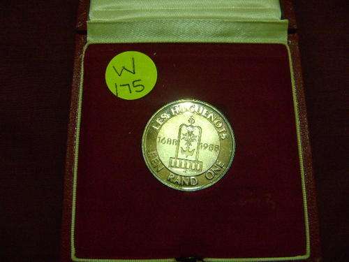 1688-1988 HUGENOTE R1 SILVER PROOF IN SAM BOX