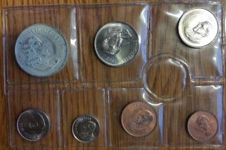 **Highly collectable** 1968 Afrikaans SA Mint Set with Silver R1.