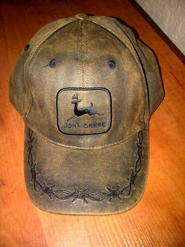 JOHN DEERE DARK CAP