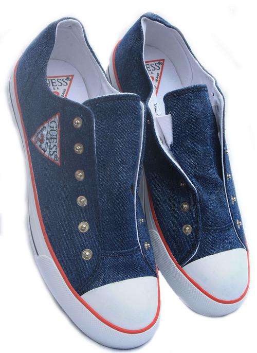 GUESS SNEAKERS SIZE 7