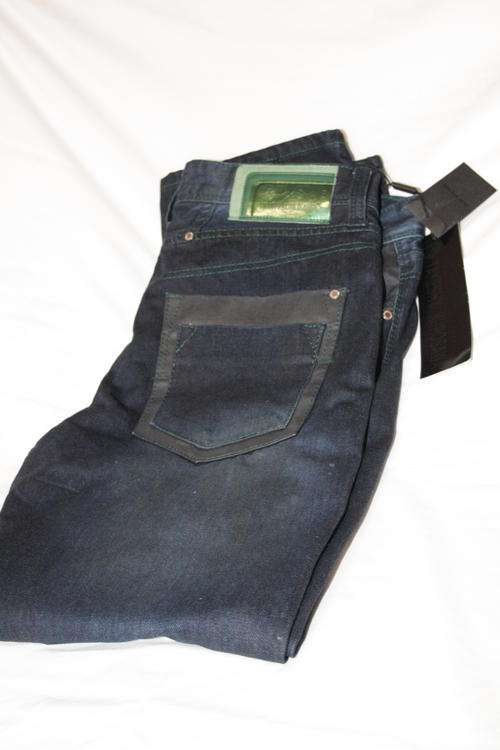 BRAND NEW TAKESHY JEAN SIZE 36