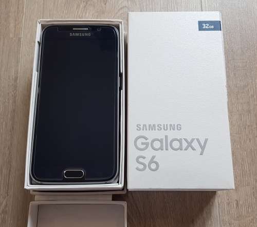 Samsung Galaxy S6 *LIKE NEW*