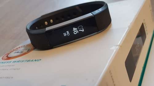 Fitbit Alta (Large, Black) LIKE NEW!