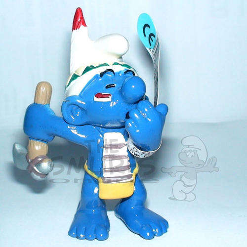 The Smurfs: Indian Smurf with tomahawk - Smurfs Movie