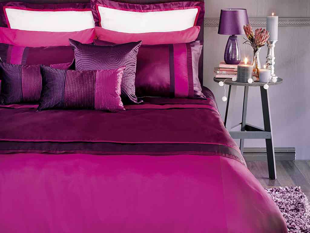 EXCLUSIVE Ambre Plum Duvet Cover Set (Queen)