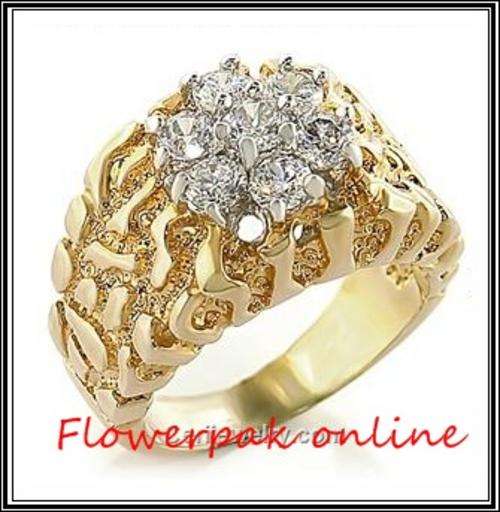 UNUSUAL DESIGN 3CT SIMULATED DIAMOND - 18CT GOLD GENTS RING