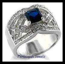 Stunning!!! 1ct sapphire simulated diamond ring size 6