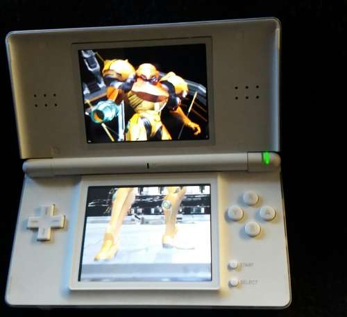 Nintendo DS Lite