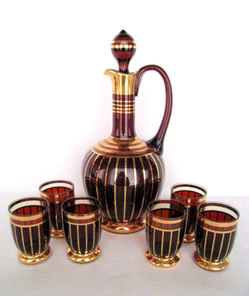 A STUNNING VENETIAN GLASS DECANTER & SIX GLASSES