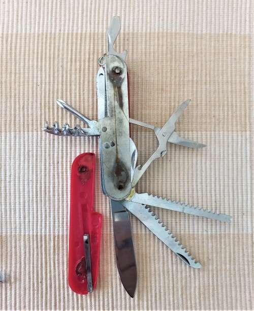 Late Entry!! Selection of 7 Knives  One Africana: President Kruger Naval Ship Knife WOW!