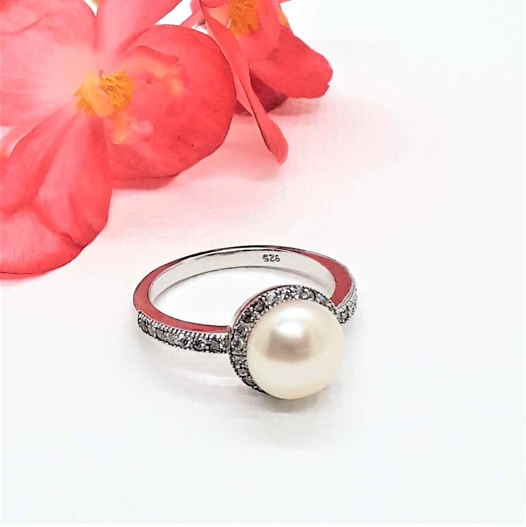 Natural Pearl Sterling Silver Ring - 3..1g - size K.5