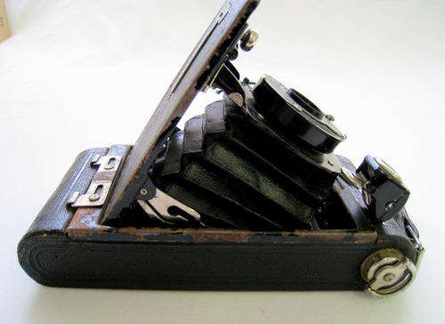 AUTOGRAPHIC KODAK BELLOW CAMERA - No A120 - VINTAGE