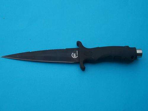 SR - Shuangrong Fighting Knife
