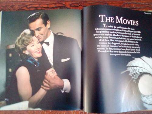 COLLECTORS! Rare James Bond books