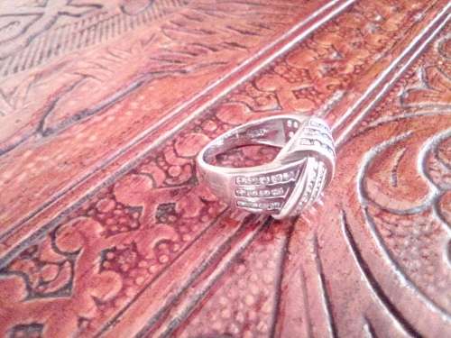 Beautiful Sterling Silver Designer Ring