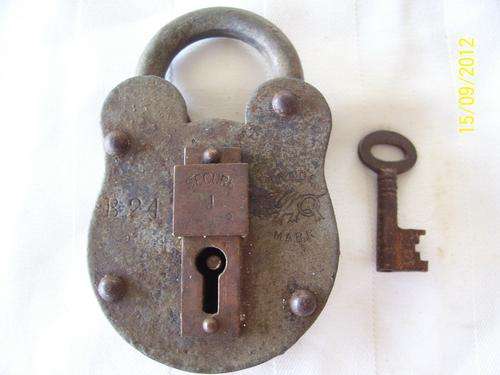 Secure B4 Padlock -  B24 with key