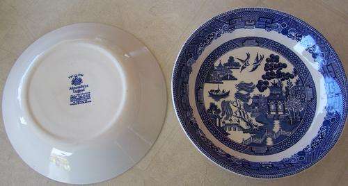 Johnson Bros - England - Willow Pattern - Soup Plate