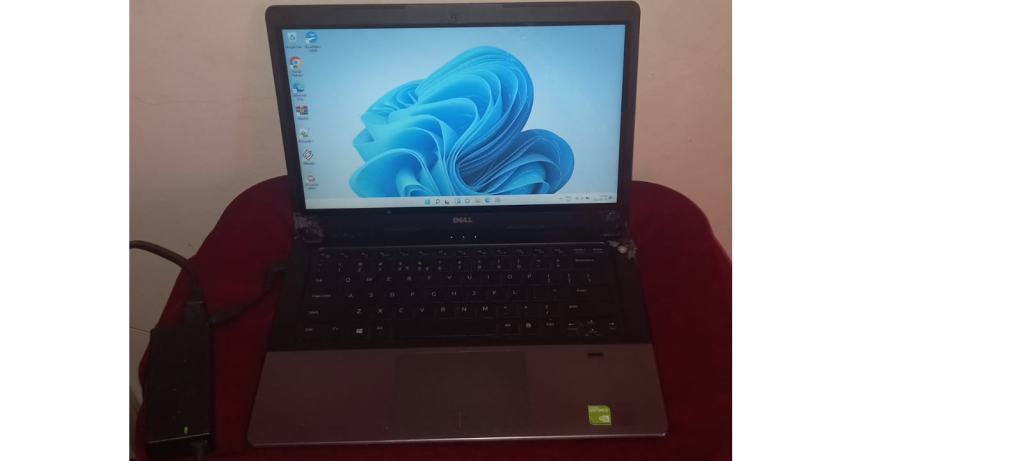 Dell Vostro 5470 i5-4210U 4GB Ram 500GB HDD (Pls Read)