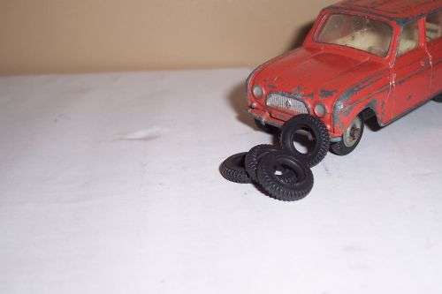 B70 - French Dinky Tyres