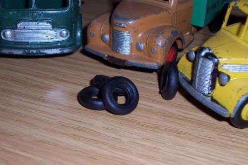 B4 - Dinky Tyres