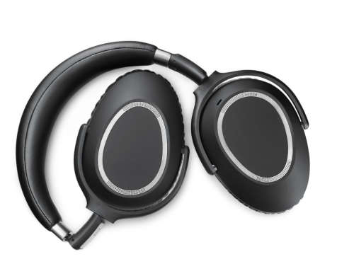 Sennheiser PXC 550 Wireless Headphones including carry case